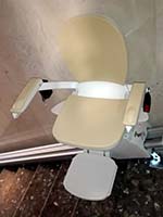 Silla elevadora Acorn instalada en una casa unifamiliar en Gandia (Valencia)