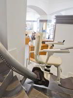 Silla elevadora flow instalada en Santander